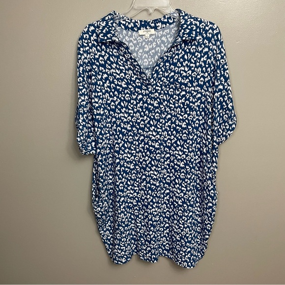 UMGEE women’s size Large Blue Top pattern design rayon lightweight pockets - Picture 1 of 8
